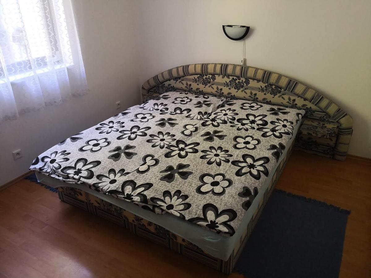 Ubytovani U Machova Jezera - Apartmany - Ludmila Grulisova 도크시 외부 사진
